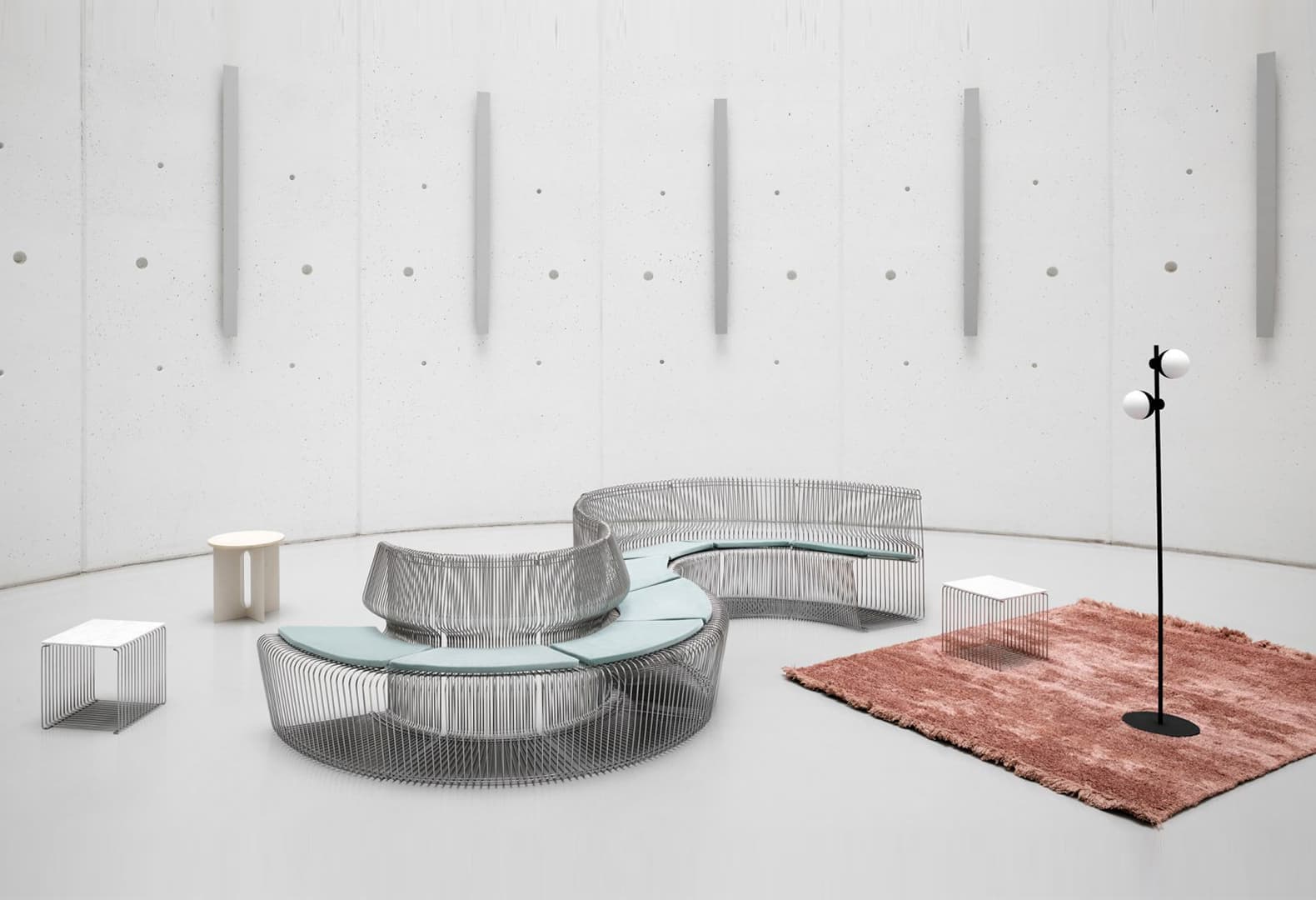 Линейка мебели Pantonova Вернера Пантона (2019). Фото: Montana