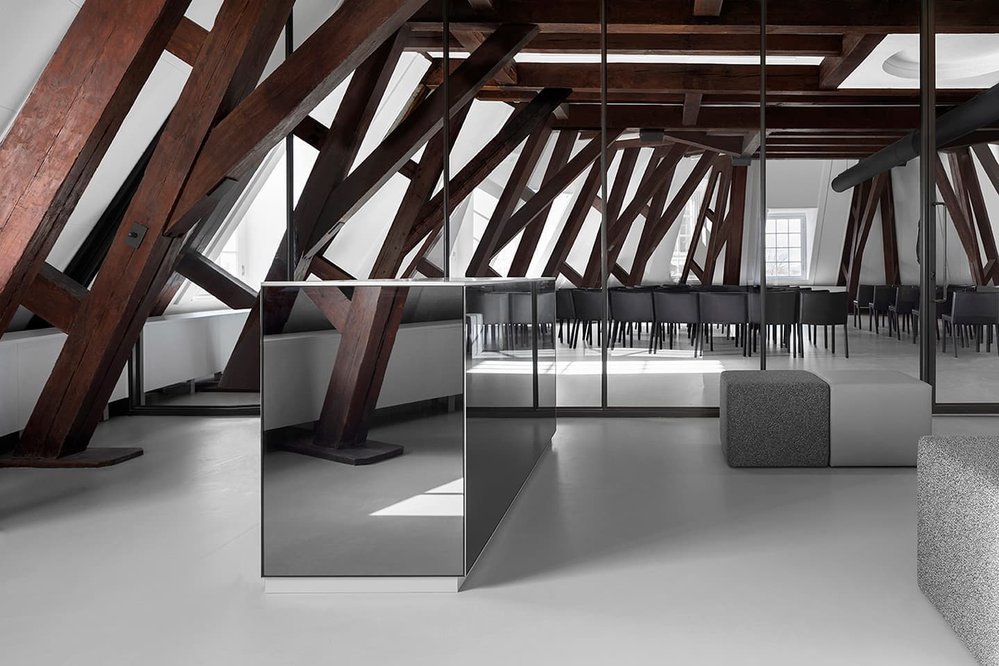 Красочная реконструкция здания Феликса Меритиса в Амстердаме - проект студии i29