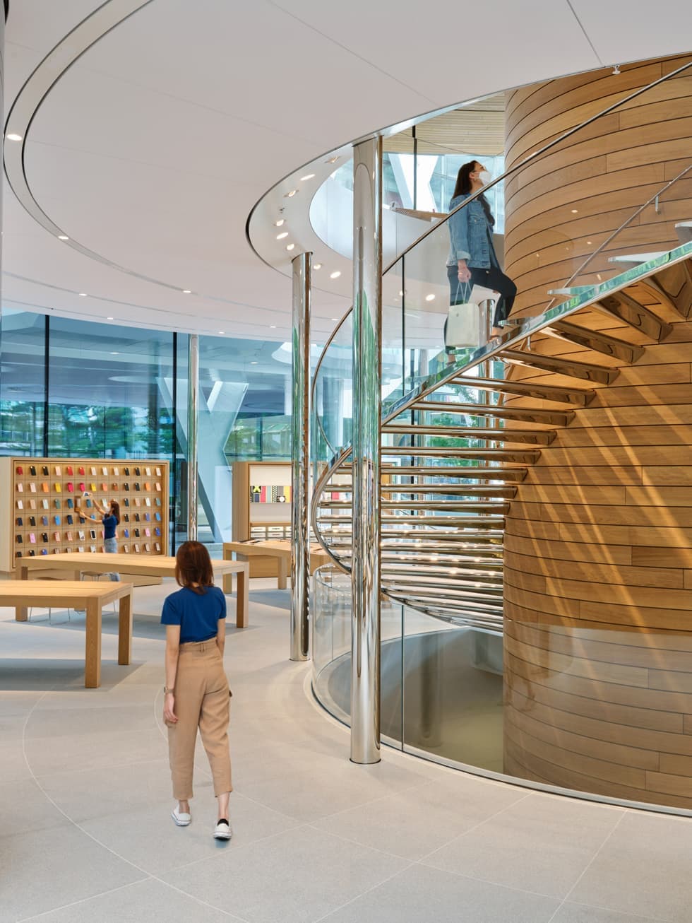 Магазин Apple Central World в Бангкоке, Таиланд