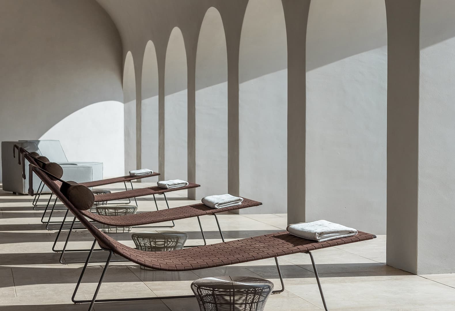 Euphoria Retreat - коллаборация между Natalia Efraimoglou & Partners и DecaARCHITECTURE