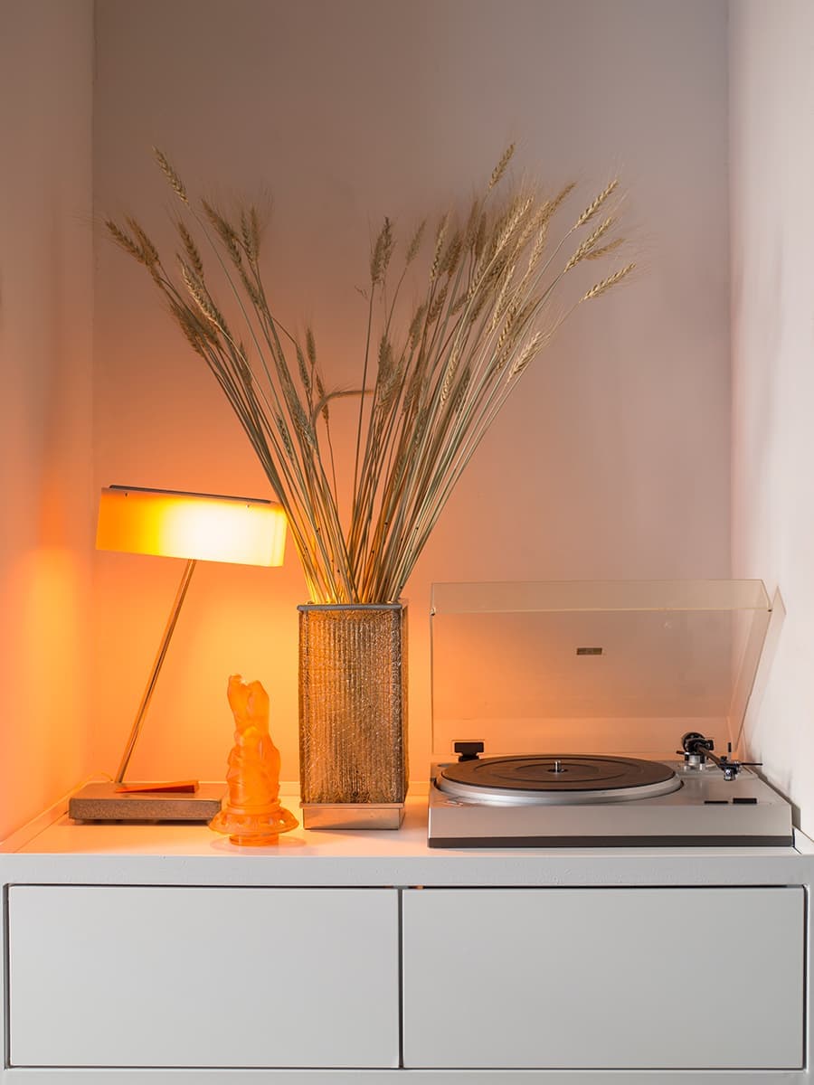 Винный бар, винтаж и мрамор – проект дизайн-студии FruitDesign