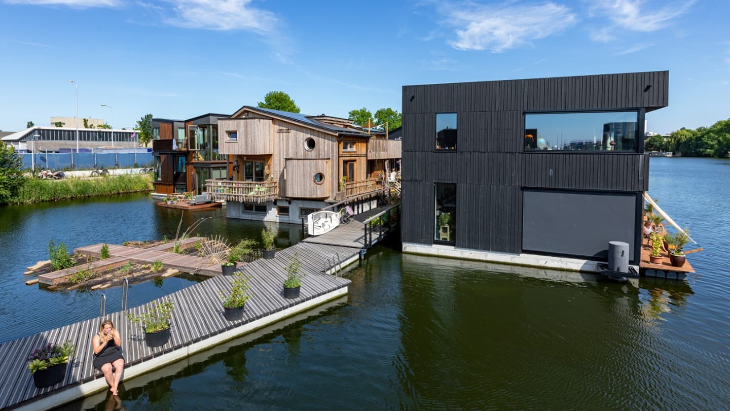 Schoonschip: экологичный жилой район на воде