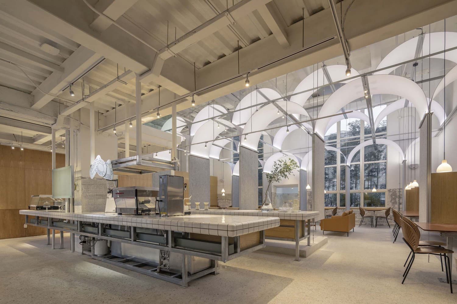 Заведение в Китае с двумя зонами для приготовления кофе — проект SpaceStation