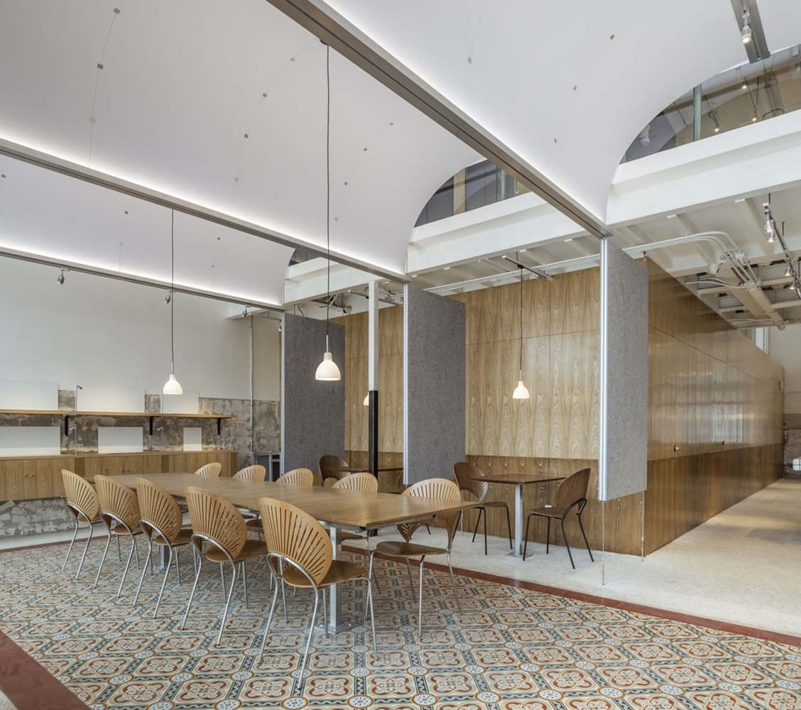 Заведение в Китае с двумя зонами для приготовления кофе — проект SpaceStation