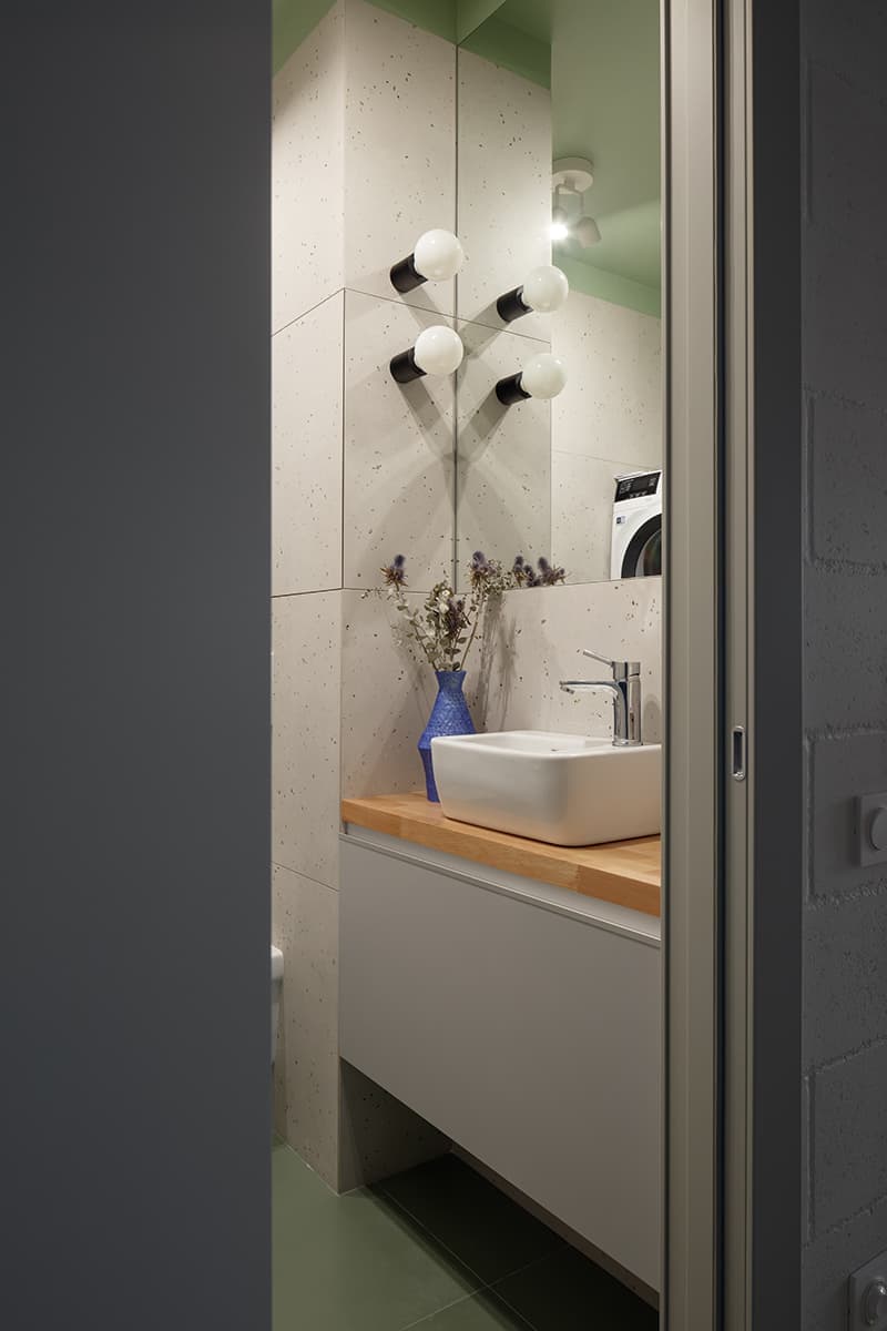 Московская квартира с многофункциональным мебельным кубом — проект DVEKATI