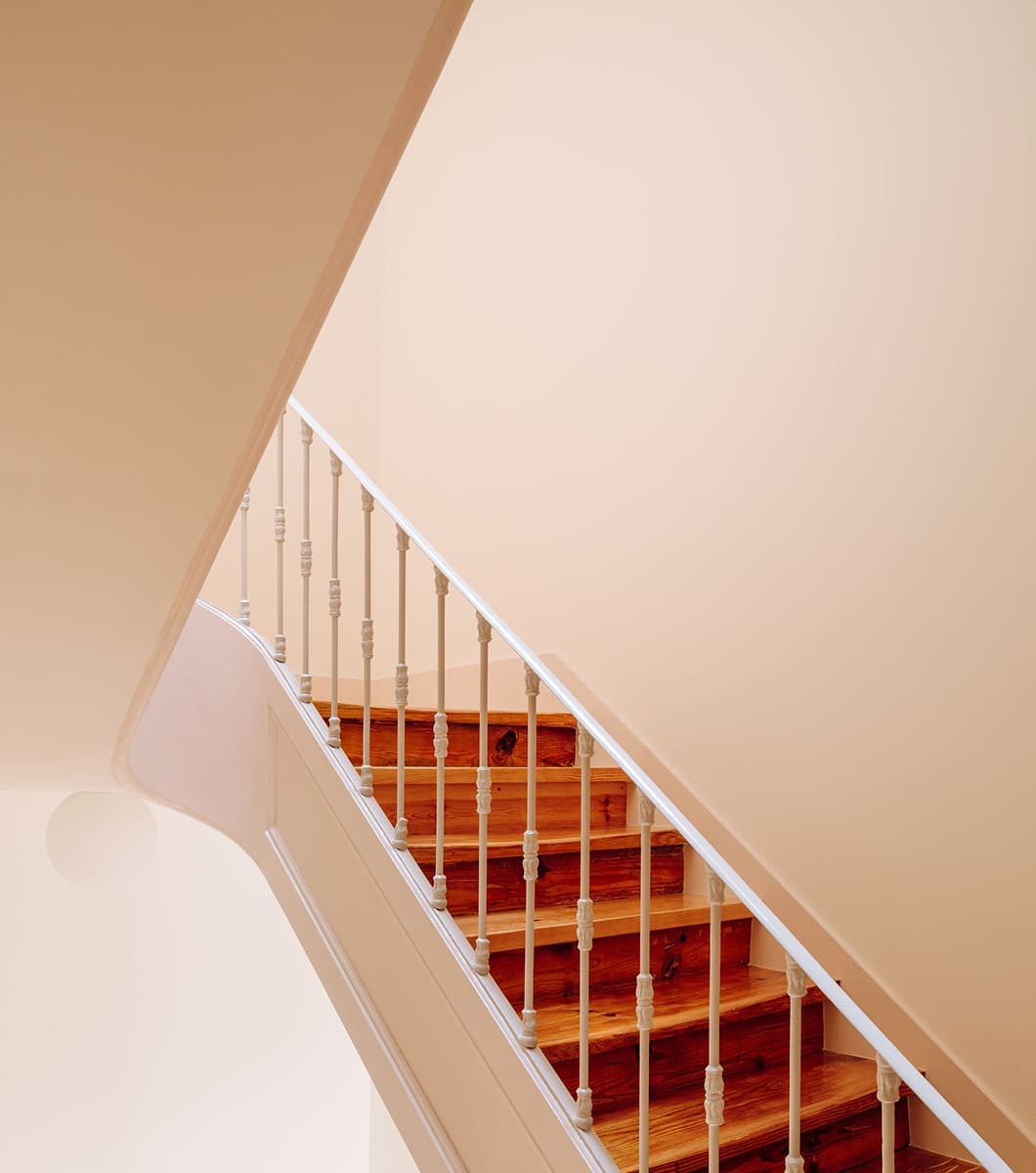 Реставрация десятиквартирного дома в Лиссабоне – проект rar.studio