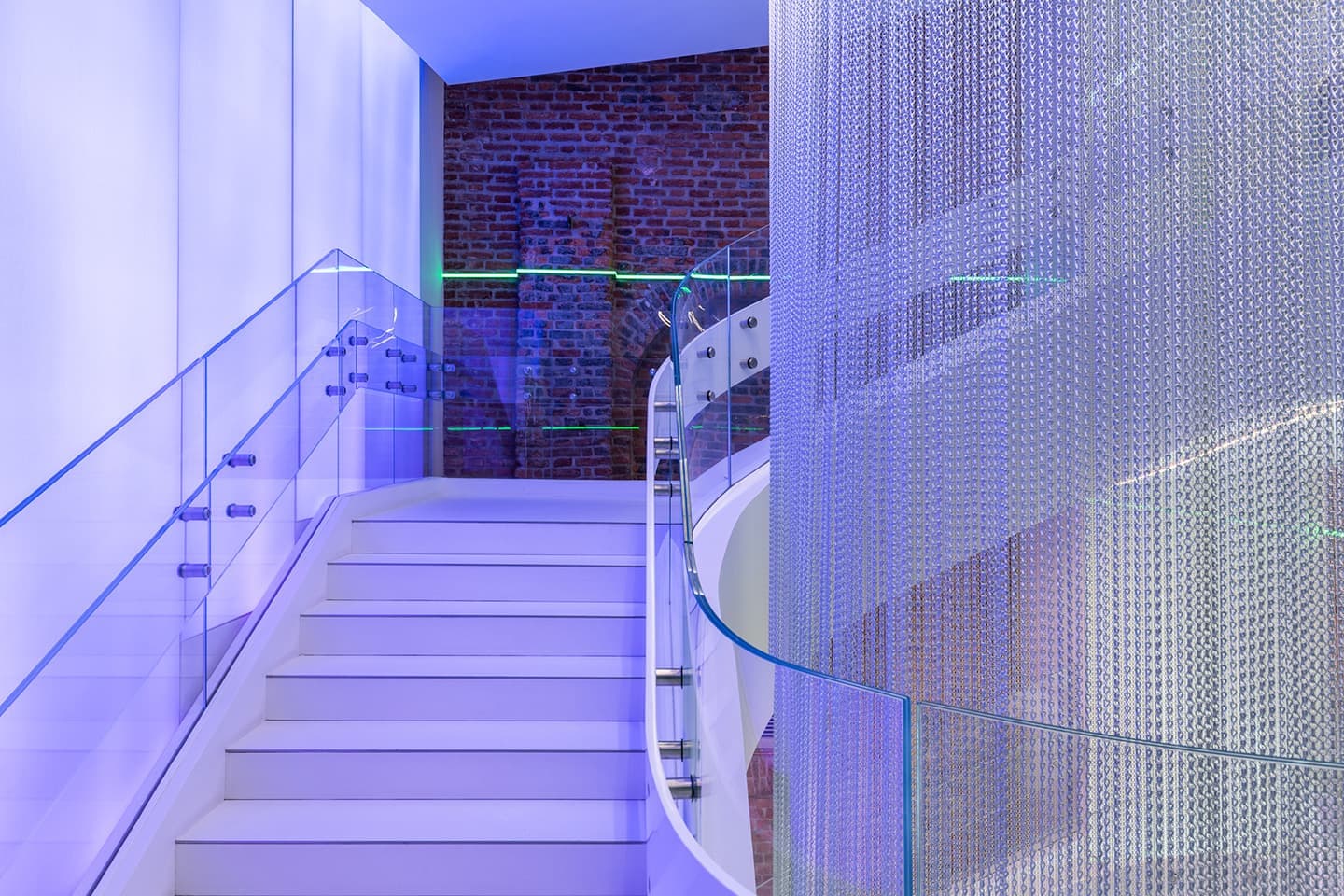 IT-центр нефтяной компании в здании бывшего склада – проект VOX Architects