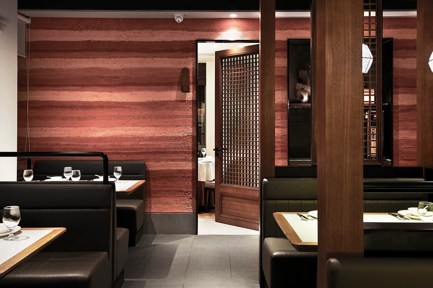 Традиционный ресторан в технологическом центре Пекина – проект студии IN.X Design