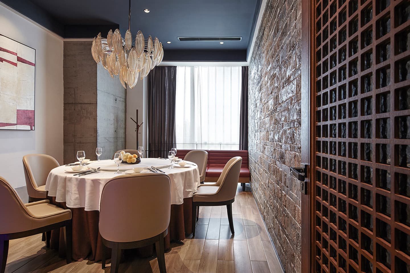 Традиционный ресторан в технологическом центре Пекина – проект студии IN.X Design