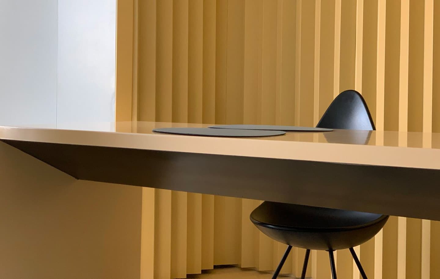 Апартаменты с цветовыми блоками – проект Studio NOJU