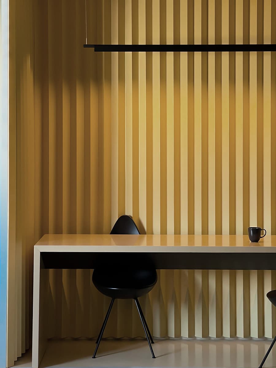 Апартаменты с цветовыми блоками – проект Studio NOJU