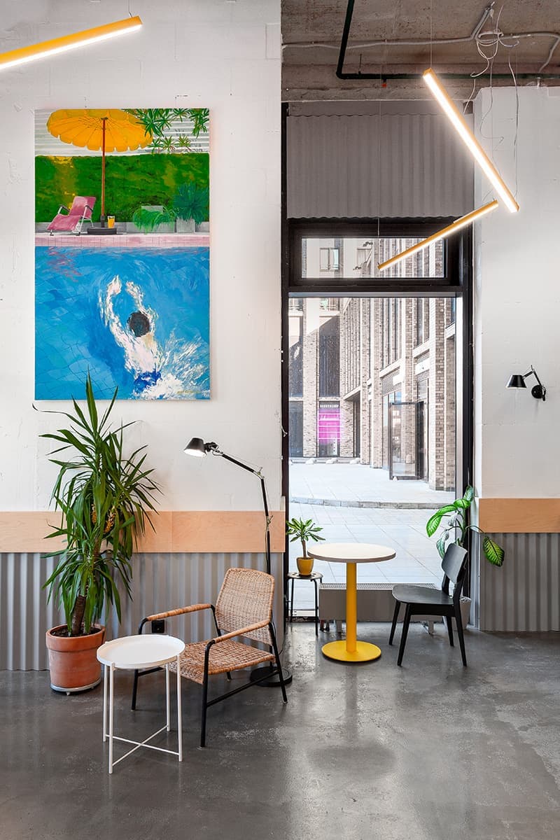 Кофейня с завтраками и ярким интерьером – проект Room Design Buro