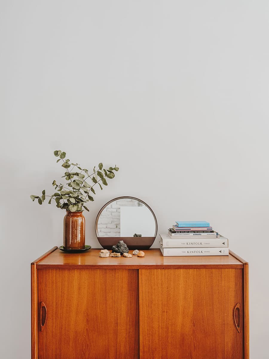 Отреставрированная квартира с четырехметровыми потолками – проект студии Iglesias-Hamelin Arquitectos