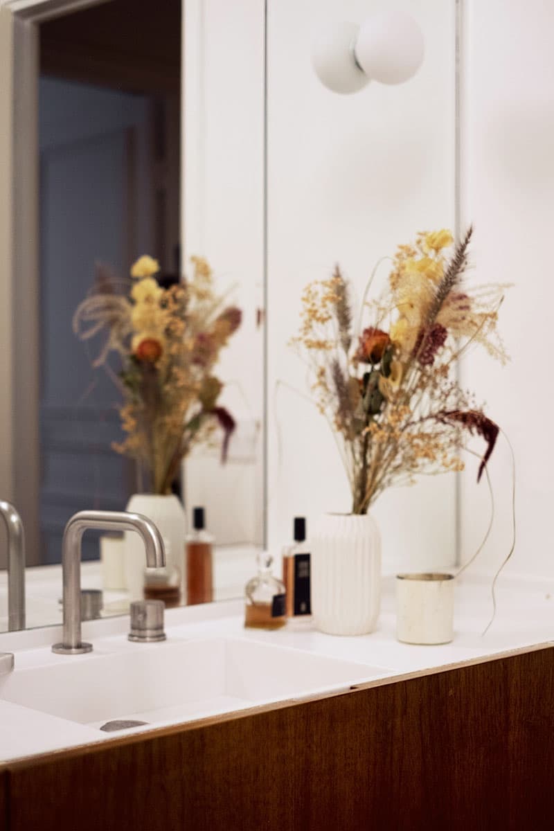 Монохромная квартира в Париже – проект студии Martin Massé