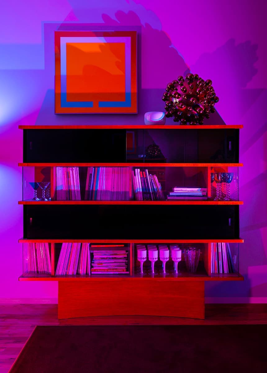 Нью-йоркская квартира с RGB подсветкой – проект дизайнеров Райана Лоусона и Шона Робинса