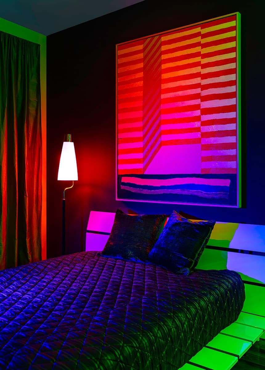 Нью-йоркская квартира с RGB подсветкой – проект дизайнеров Райана Лоусона и Шона Робинса