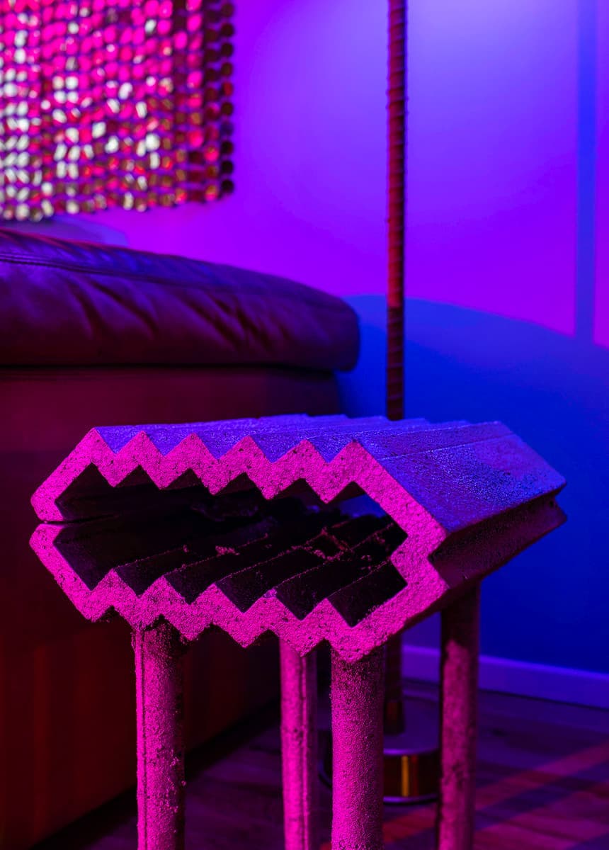 Нью-йоркская квартира с RGB подсветкой – проект дизайнеров Райана Лоусона и Шона Робинса