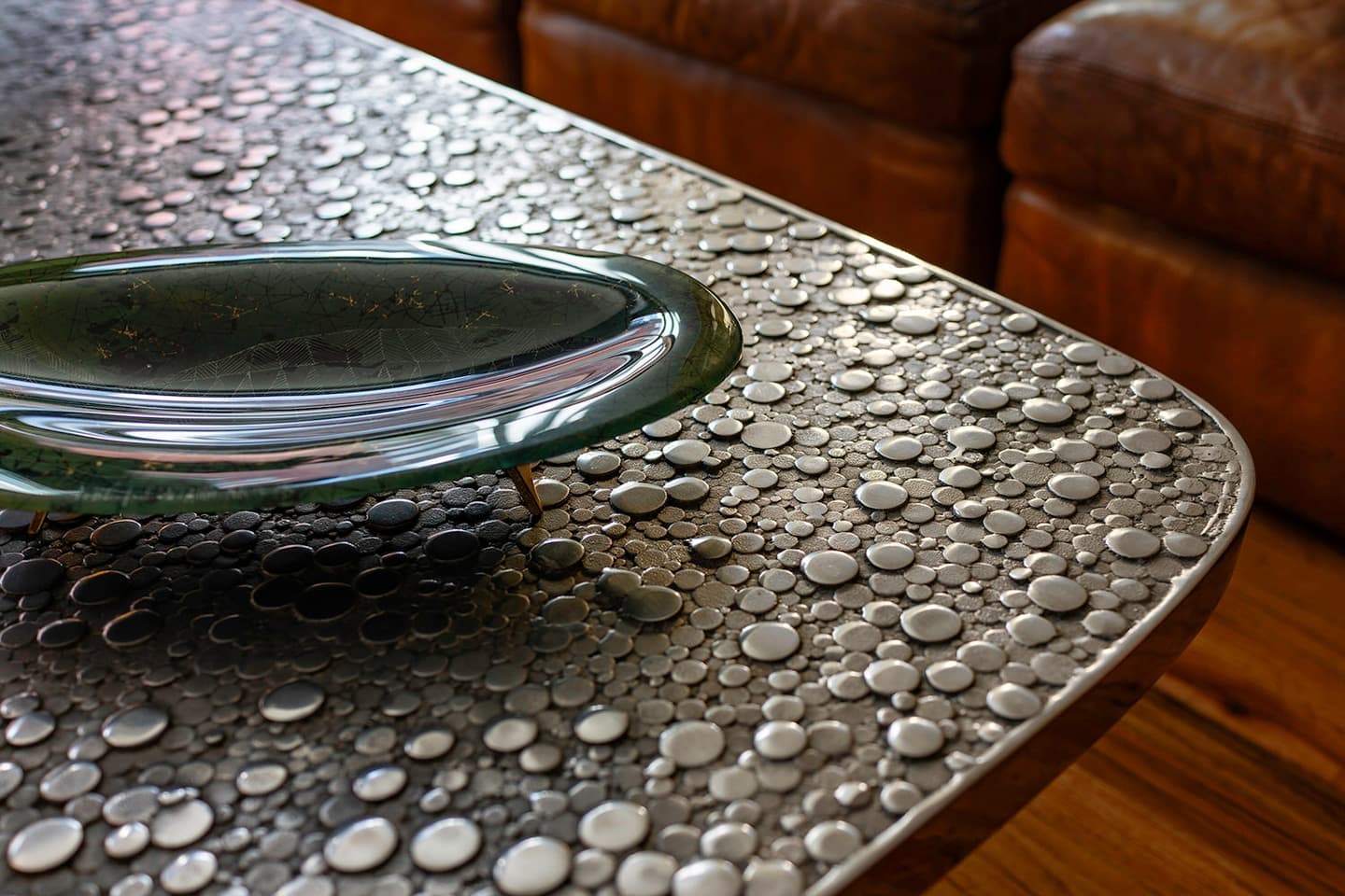 Нью-йоркская квартира с RGB подсветкой – проект дизайнеров Райана Лоусона и Шона Робинса