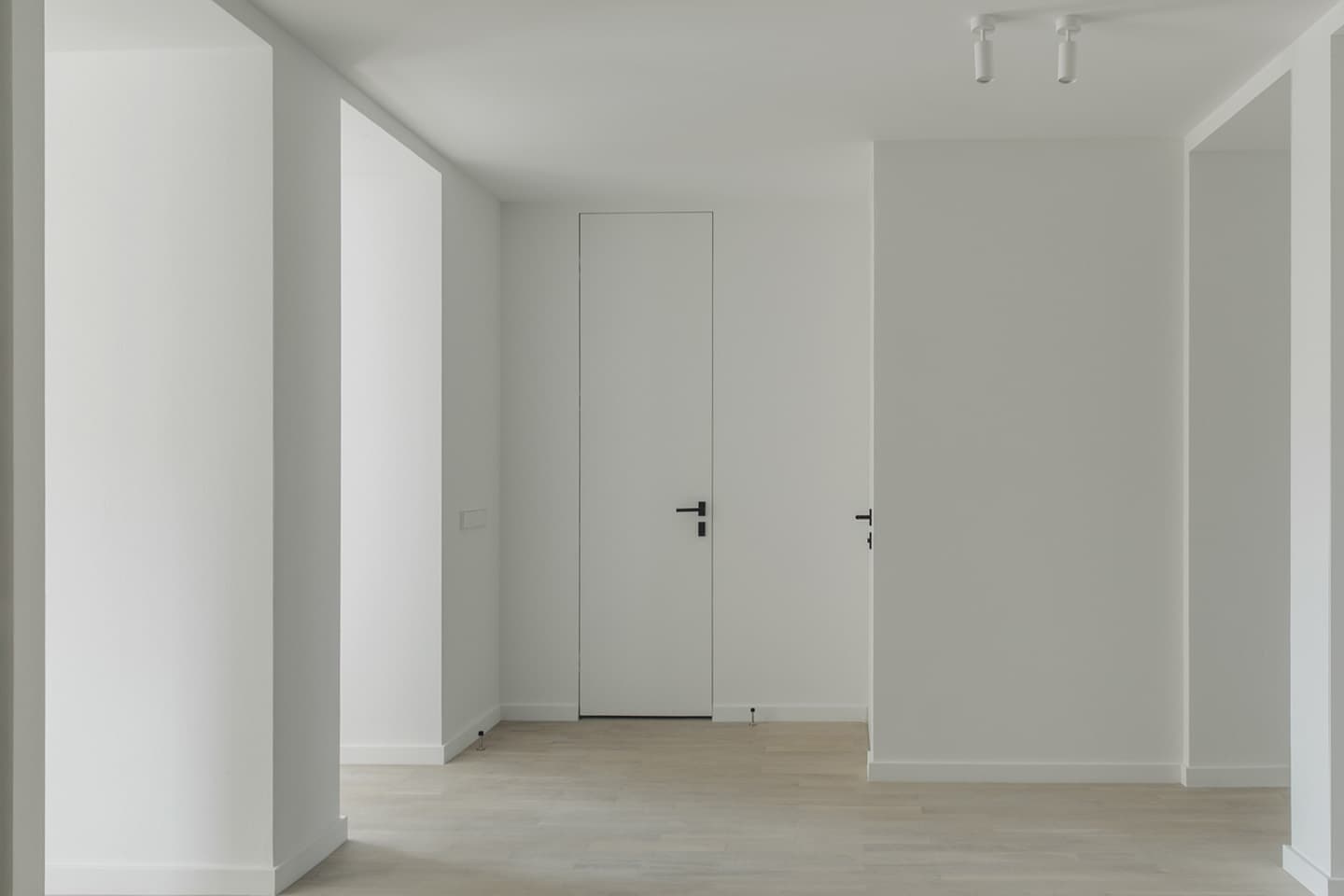 Минская квартира с необычной планировкой – проект студии Radical Passive