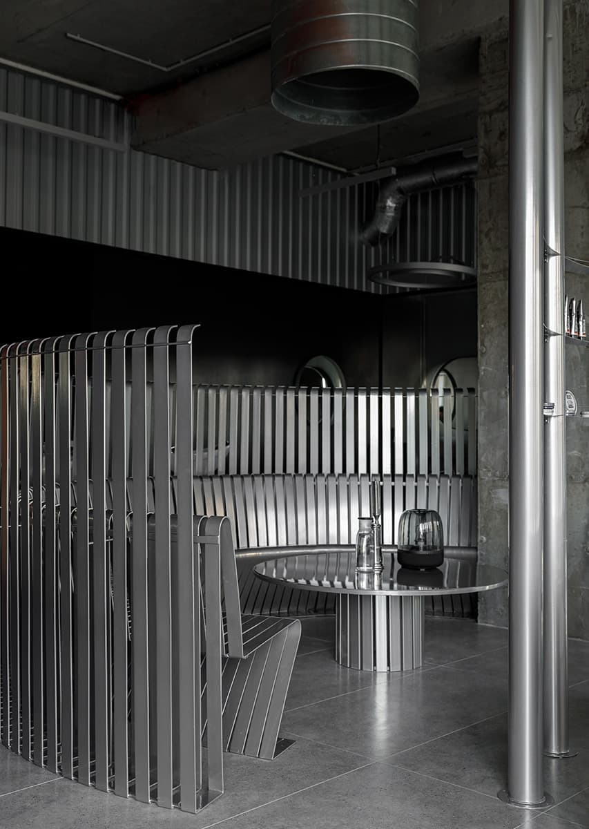 Футуристичная парикмахерская – проект дизайнеров Ольги Яковлевой и Павла Стефанова