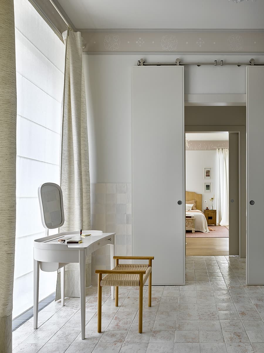 Московская квартира художницы – проект дизайнера Юлии Голавской