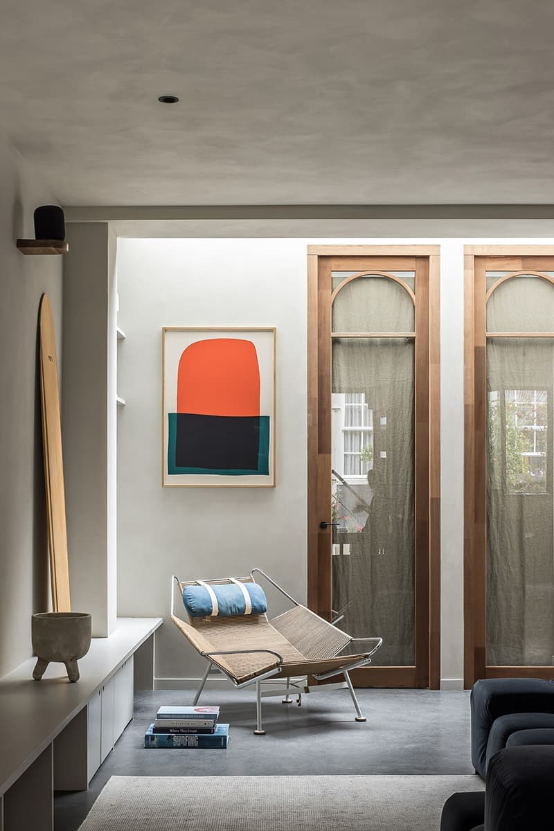 Переоборудованный гараж для жизни – проект студии Barde + vanVoltt