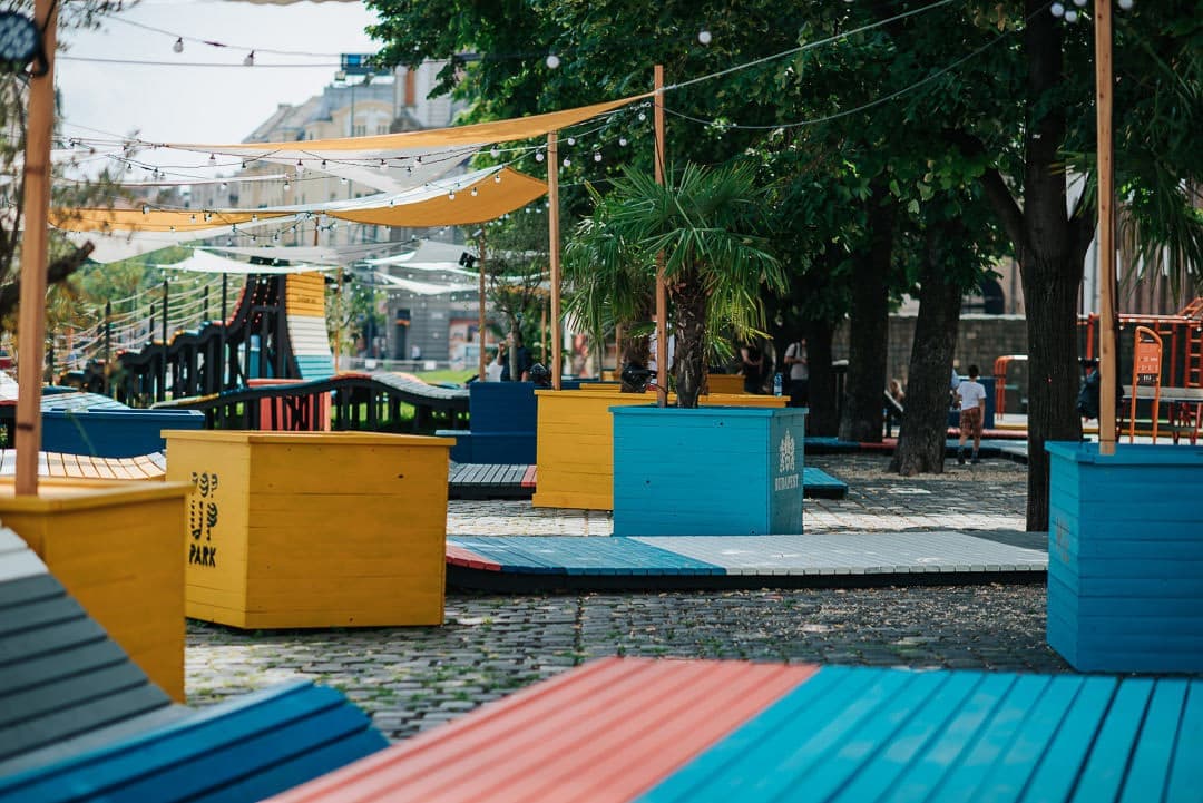 Pop-Up Park 2.0. Hello Wood