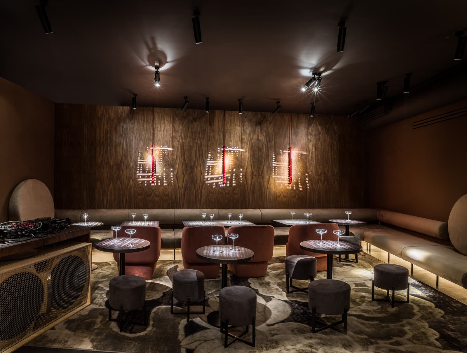 Элегантный азиатский ресторан – проект студии Sundukovy Sisters