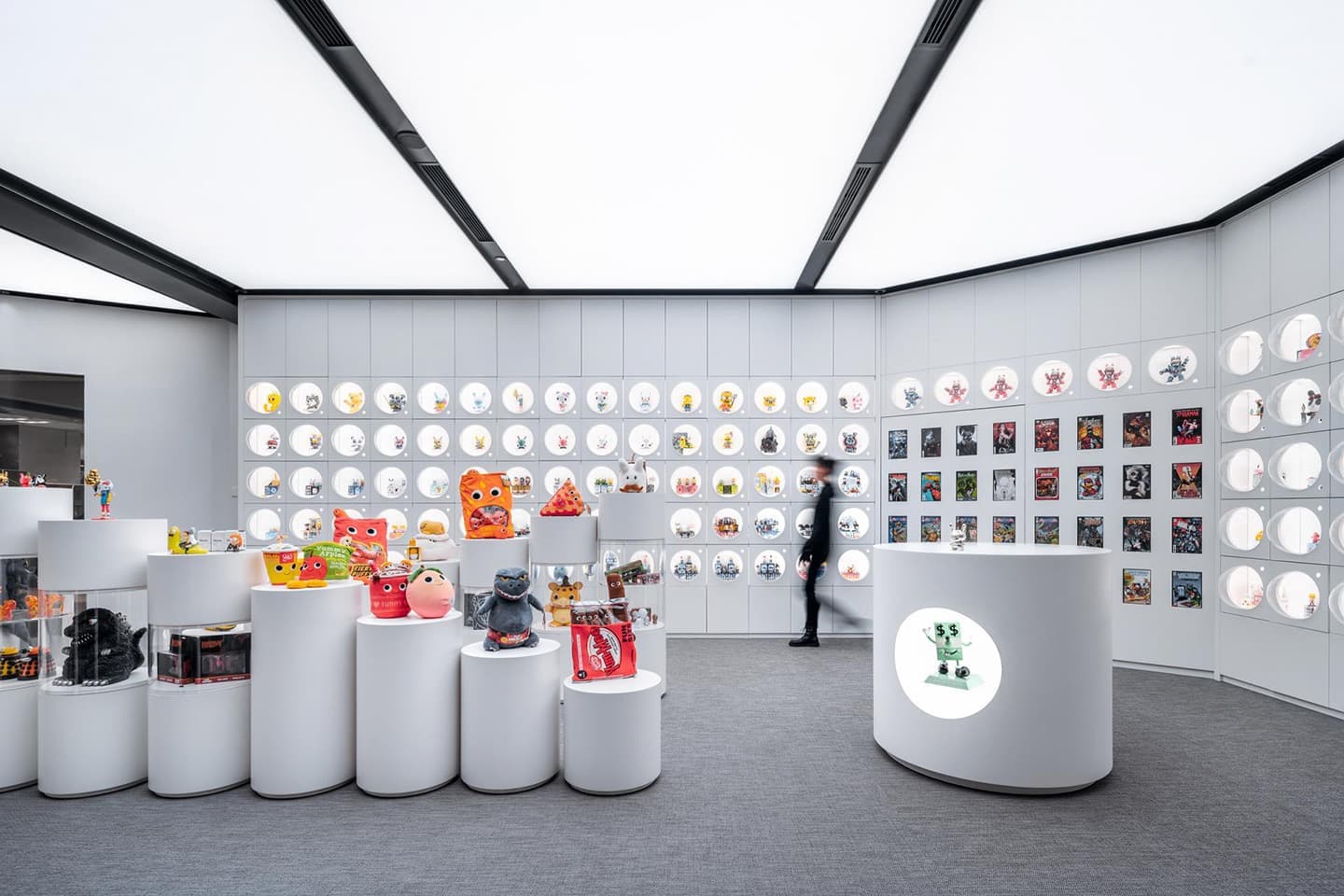 Небольшой магазин комиксов и коллекционных фигурок – проект студии anyScale