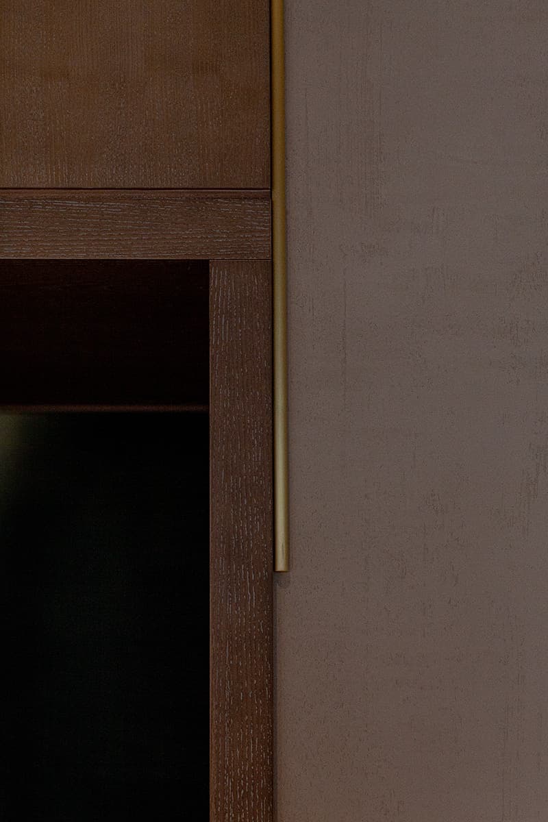 Офис продаж в особняке начала XX века – проект студии Nowadays