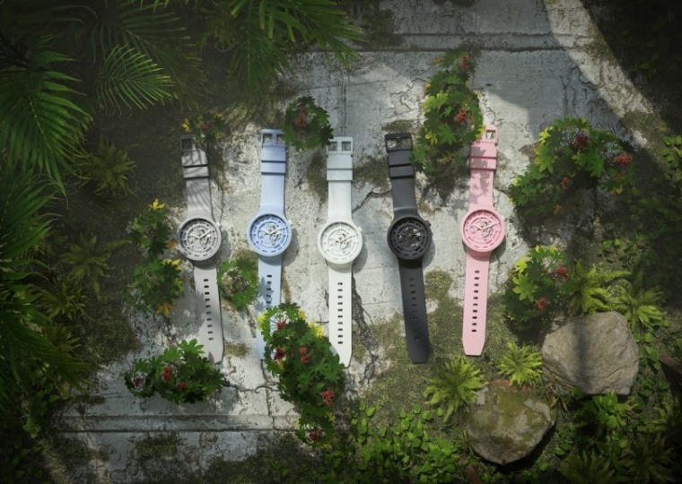 Swatch представил коллекцию часов из нового материала BIOCERAMIC