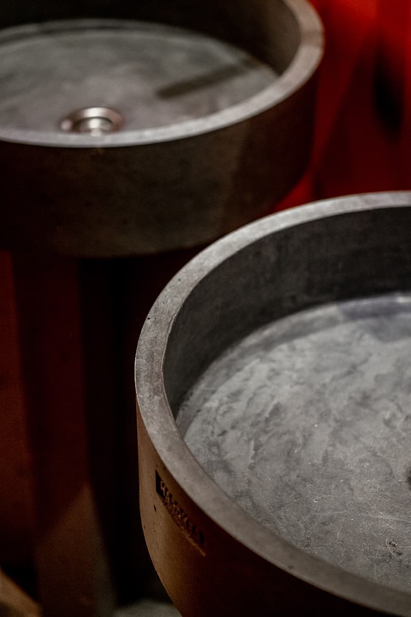 Бар рядом с коворкингом – проект студии Cartelle Design