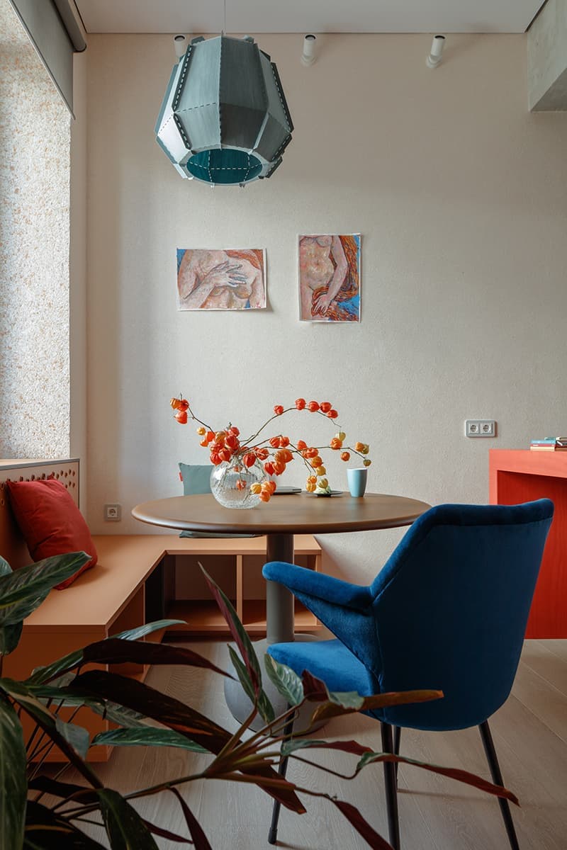 Яркая московская квартира – проект студии DVEKATI