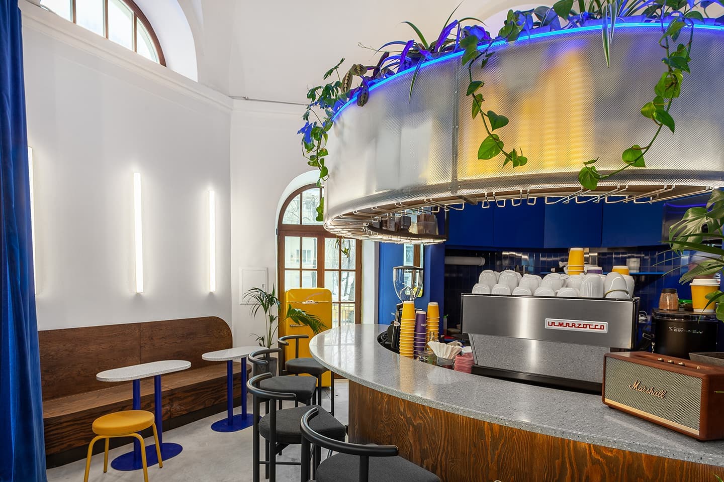 Кафе в историческом павильоне – проект дизайнера Павла Неснова