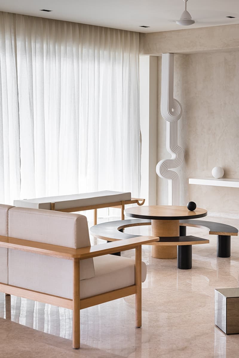 Просторные апартаменты с авангардными элементами в Индии – проект студии The Act of Quad