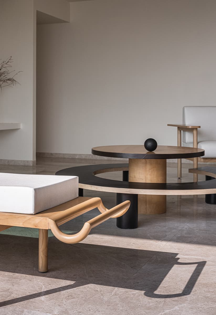 Просторные апартаменты с авангардными элементами в Индии – проект студии The Act of Quad