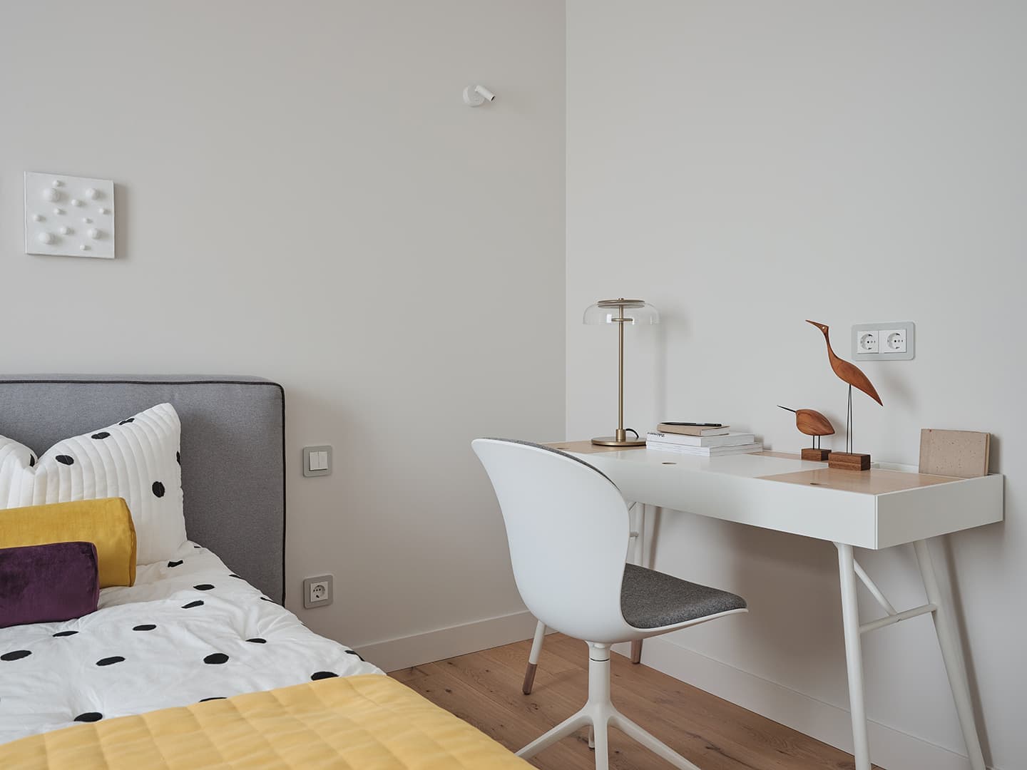 Квартира с уклоном в эстетику mid-century — проект архитектора Алексея Иванова