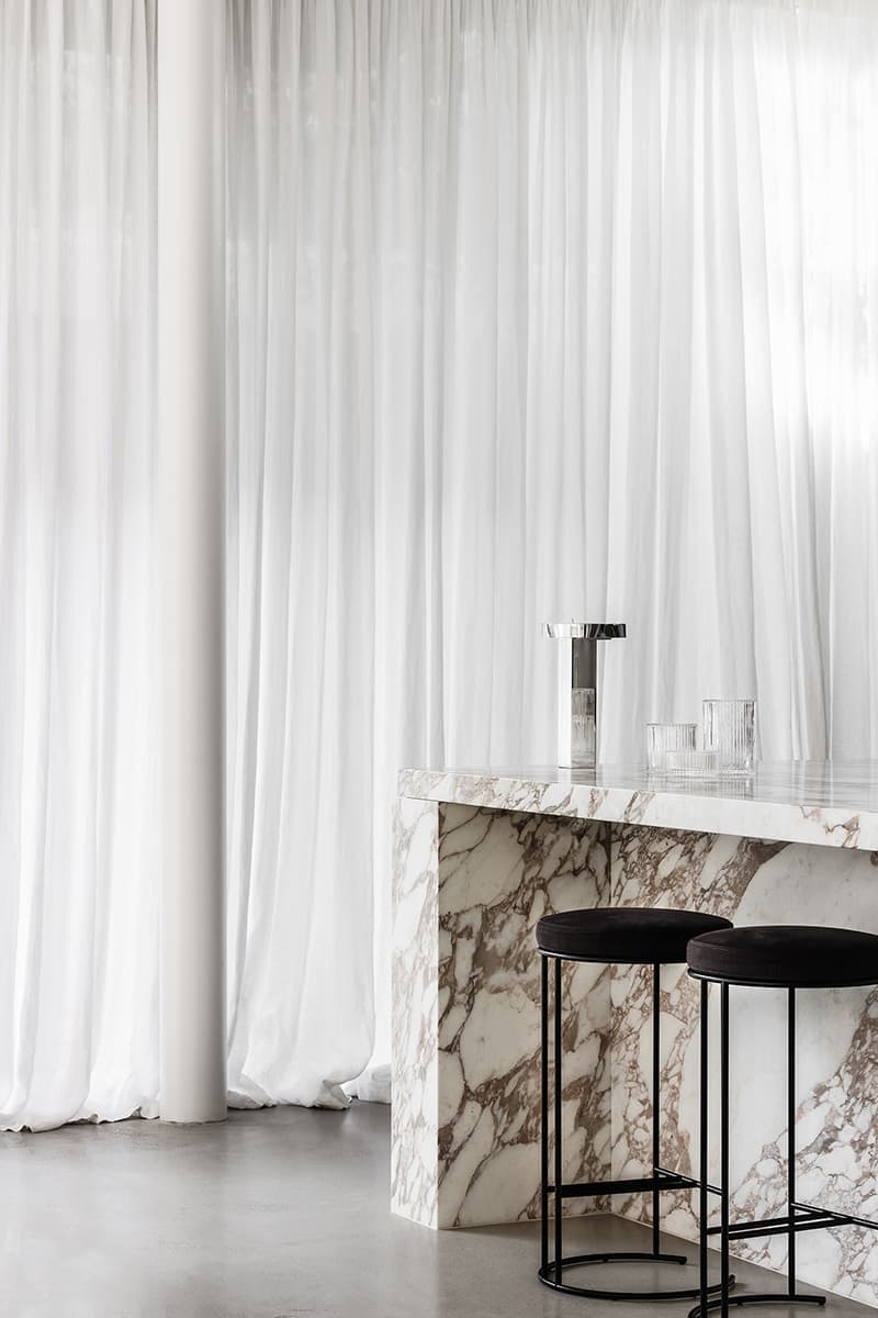 Дом для пары в Австралии – проект студии Rob Mills Architecture & Interiors