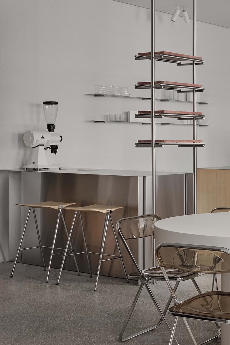 Кофейня в историческом особняке – проект студии Antwe