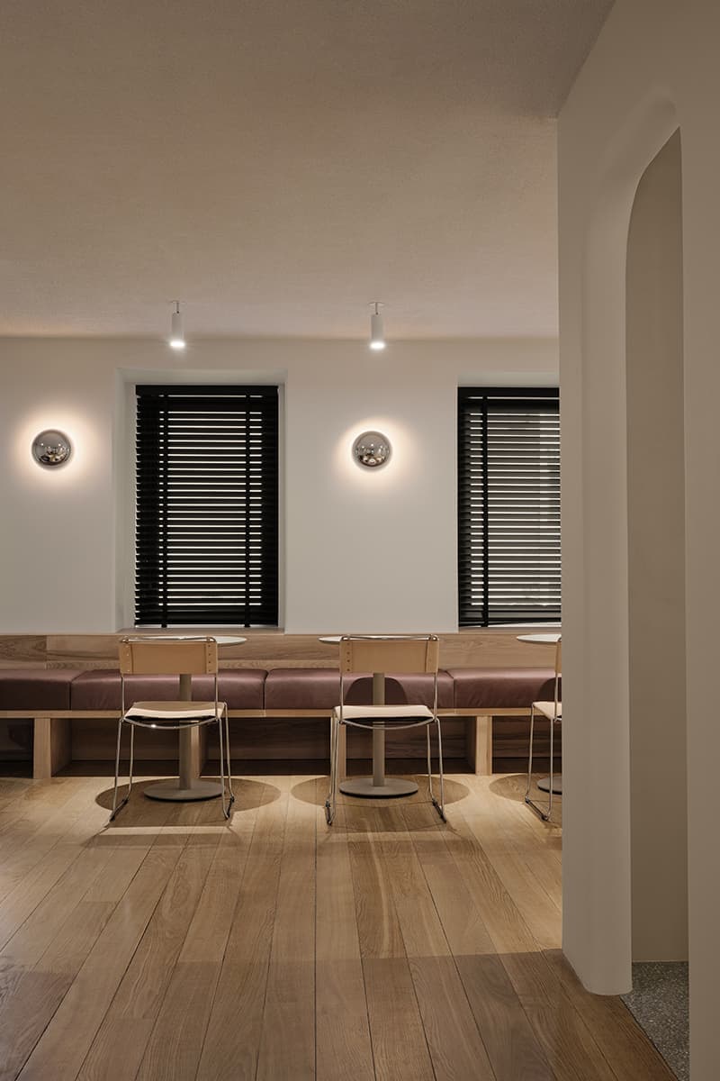 Кофейня в историческом особняке – проект студии Antwe