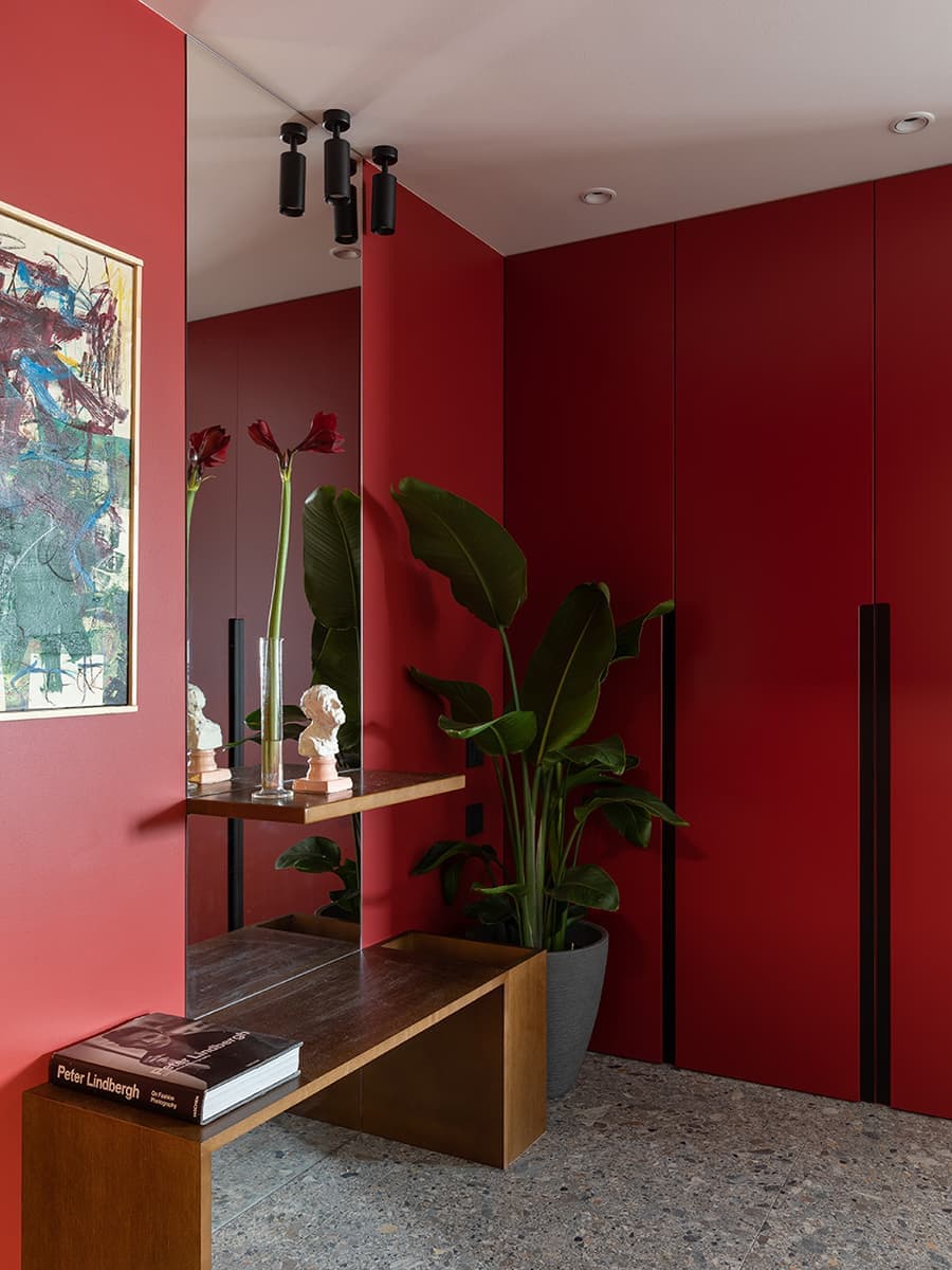 Квартира с контрастным интерьером – проект студии INKDESIGN