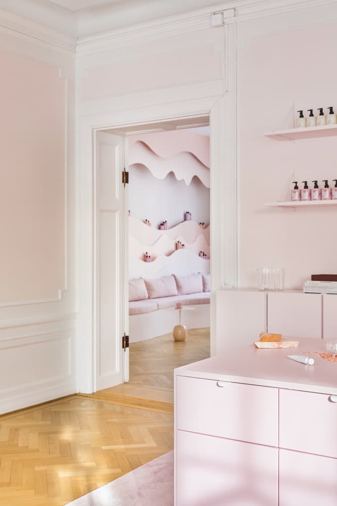 Штаб-квартира бренда средств по уходу за волосами со сказочным интерьером – проект студии ASKA