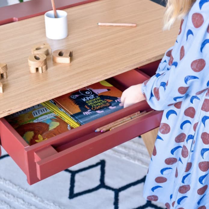 Парта Magnus. MOONK