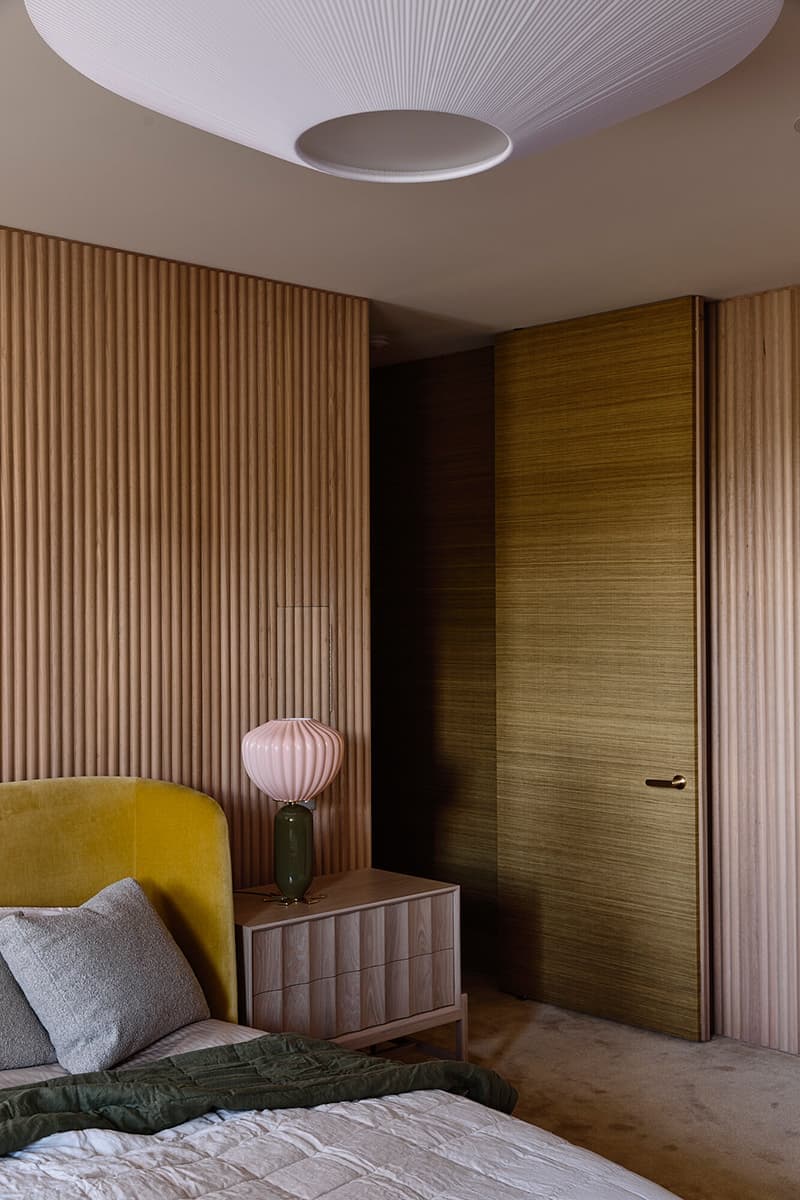 Театральный интерьер дома в Мельбурне – проект Kennedy Nolan