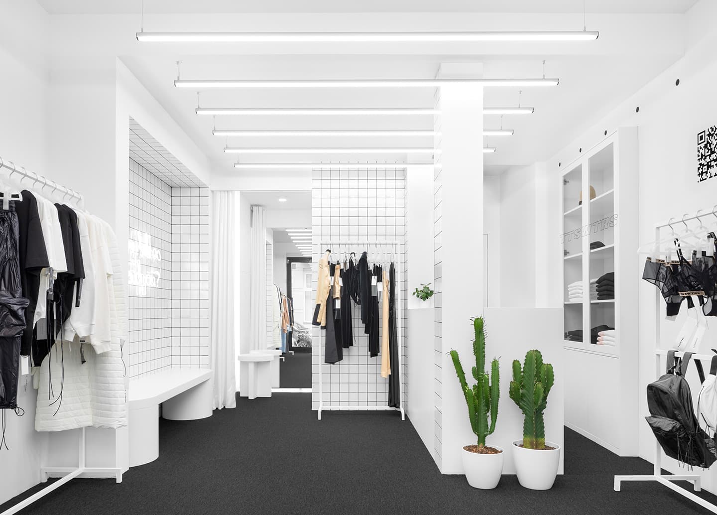 Интерьер для бутика «татуированной» одежды в Москве – проект Muno Design