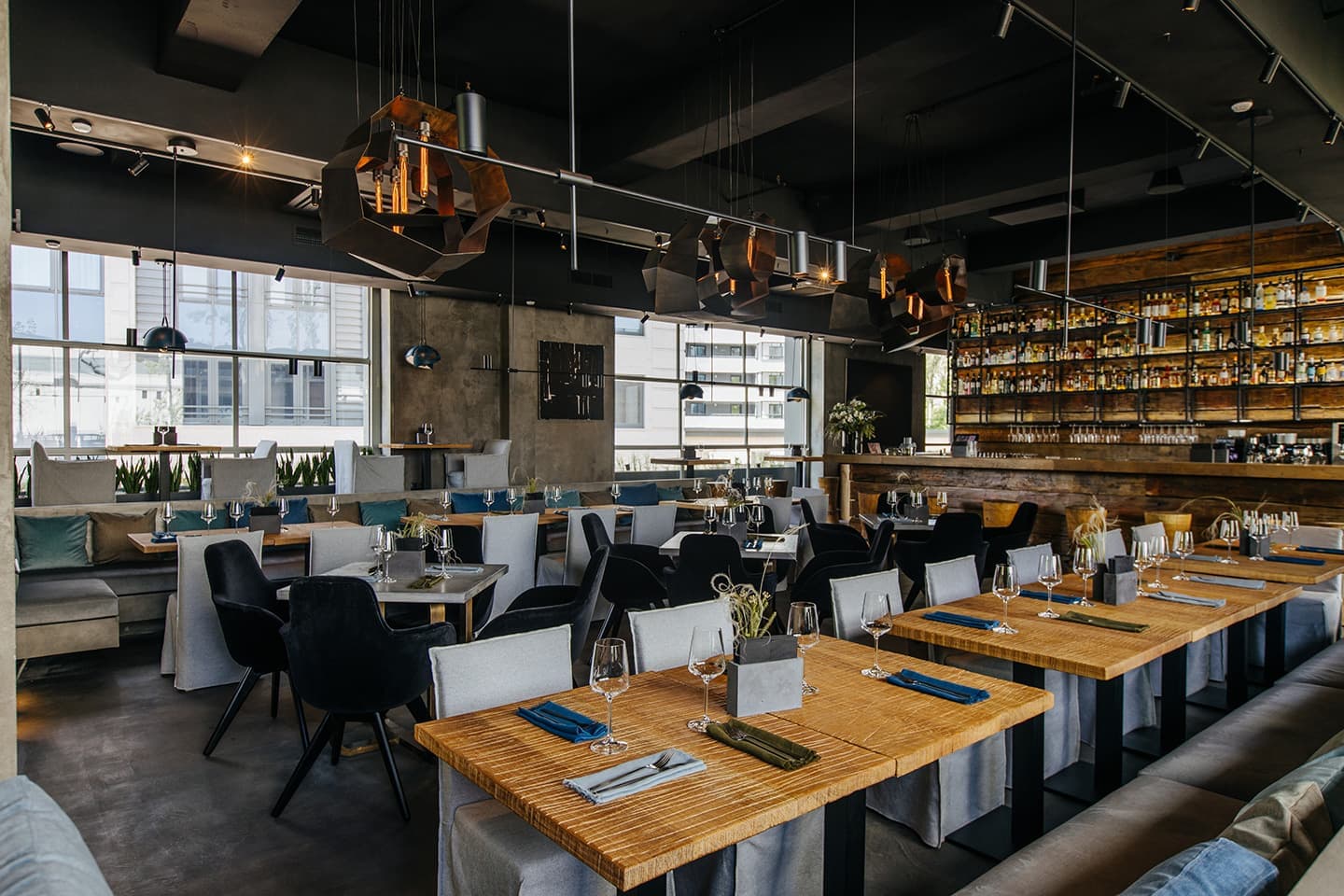 Гармония пяти фактур в интерьере ресторана Kano – проект архитектурного бюро NB Studio