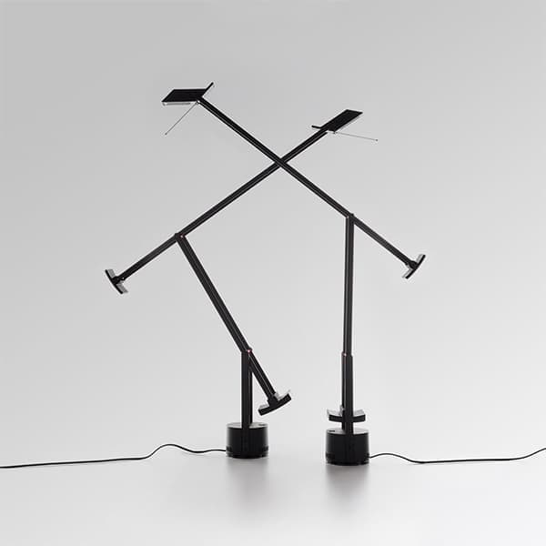 Настольная лампа Artemide