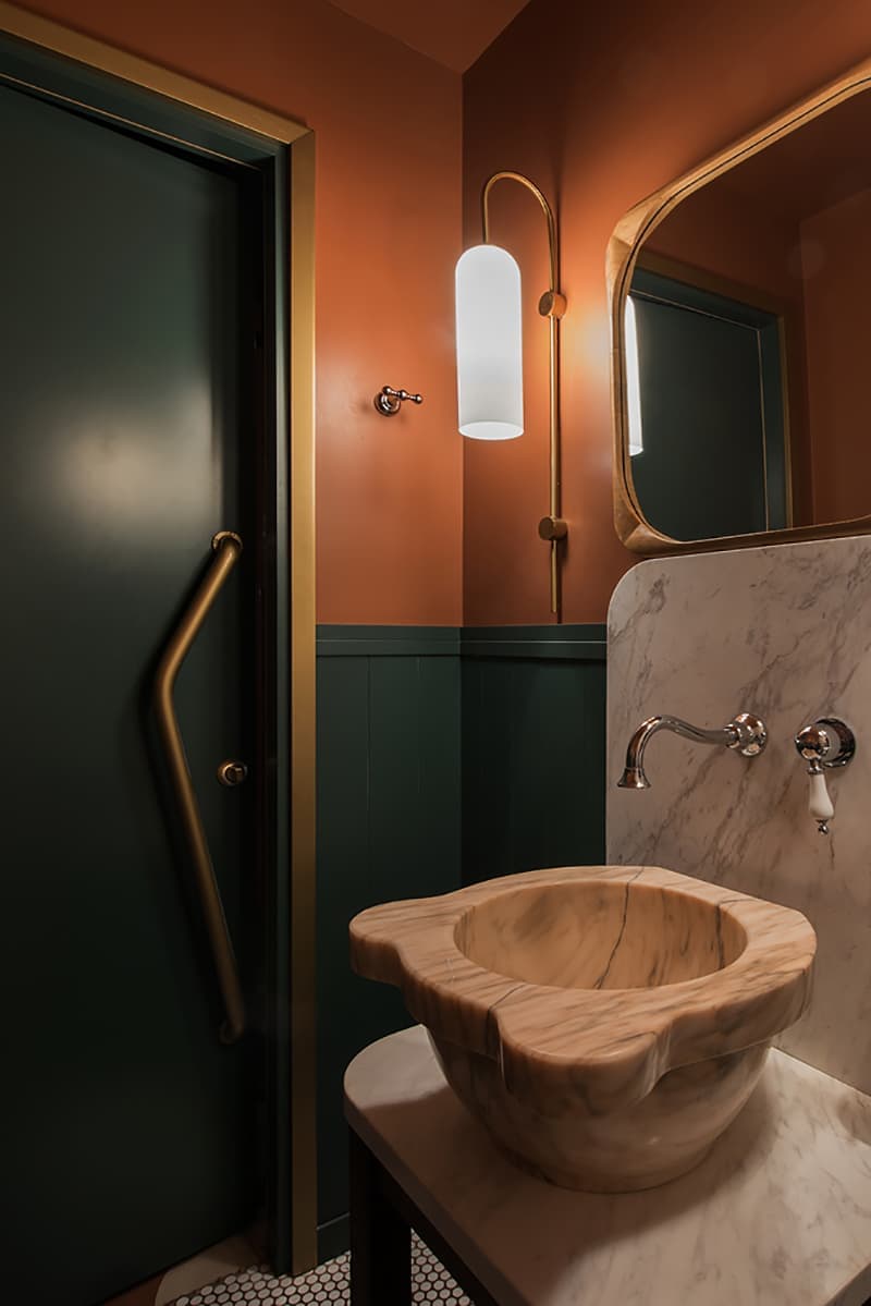 Модная эклектика в интерьере московской брассерии – проект бюро Archpoint