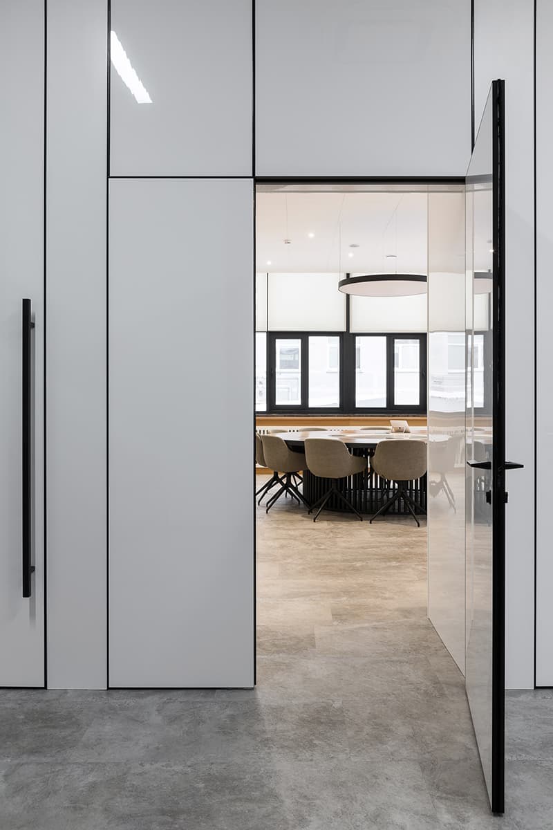 Вдохновляющий интерьер офиса в Новосибирске – проект Leytan Design