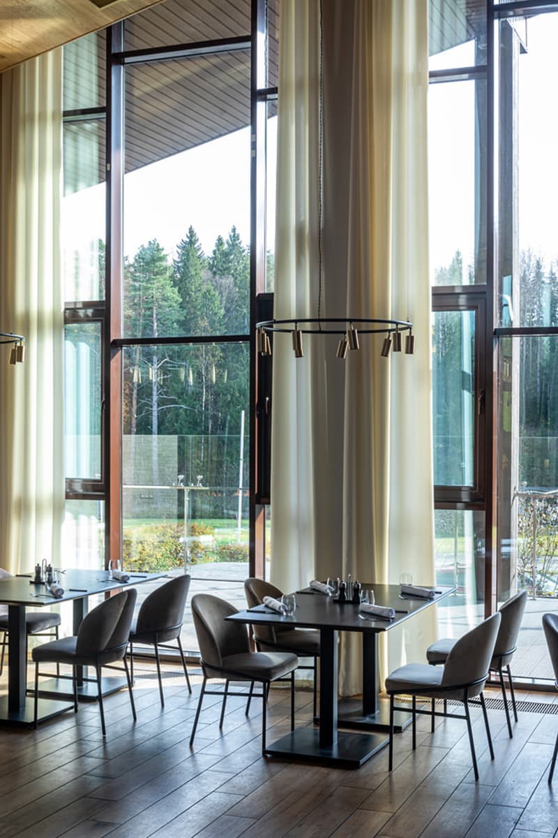 Интерьер ресторана в стиле альпийского шале – проект Elena Krylova Studio